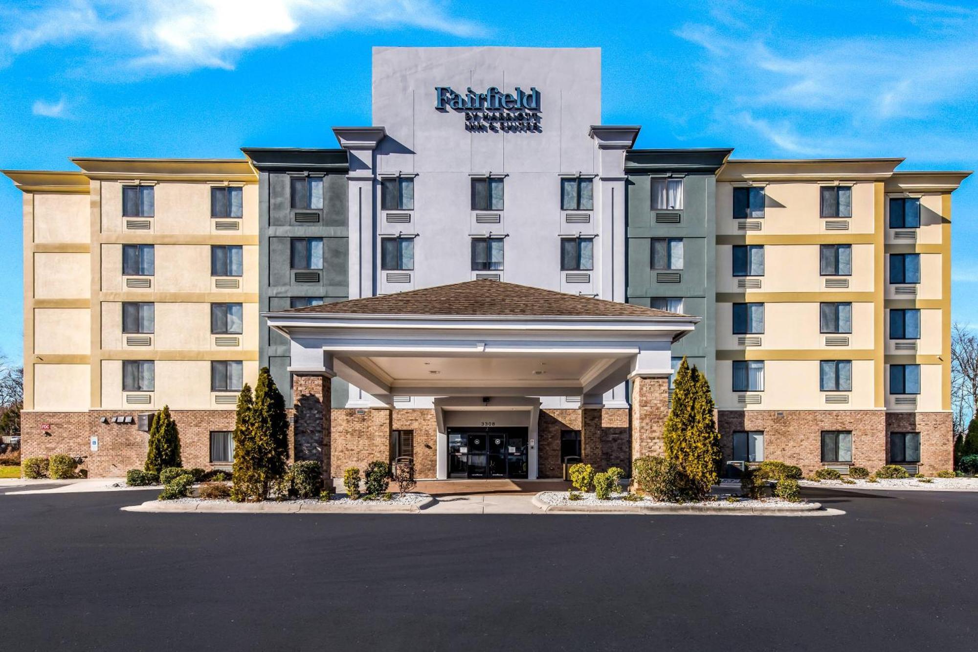 Fairfield By Marriott Inn & Suites Greensboro Coliseum Area Екстериор снимка