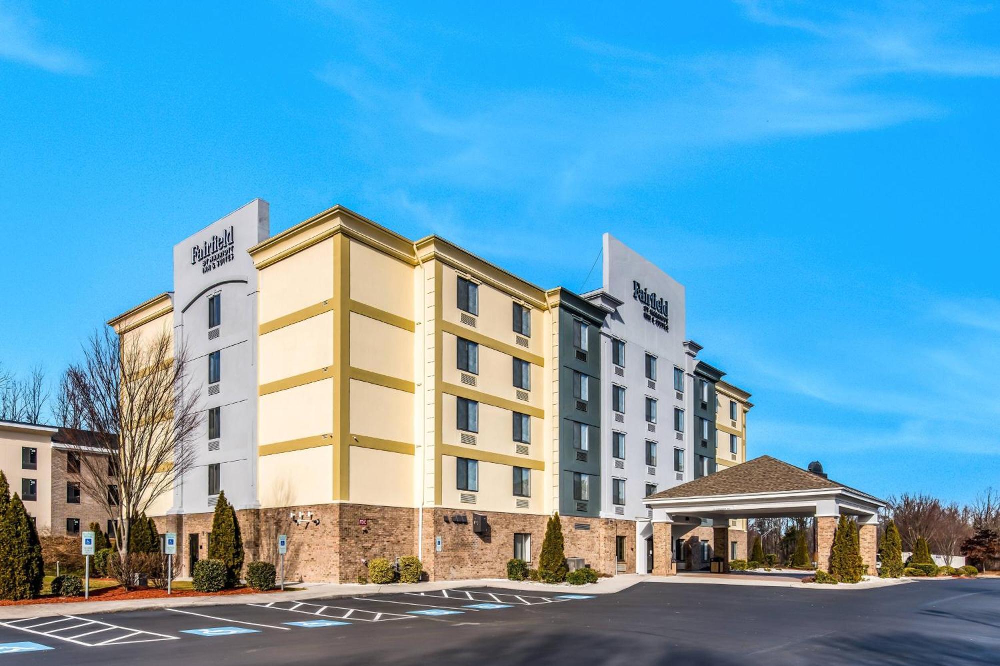 Fairfield By Marriott Inn & Suites Greensboro Coliseum Area Екстериор снимка