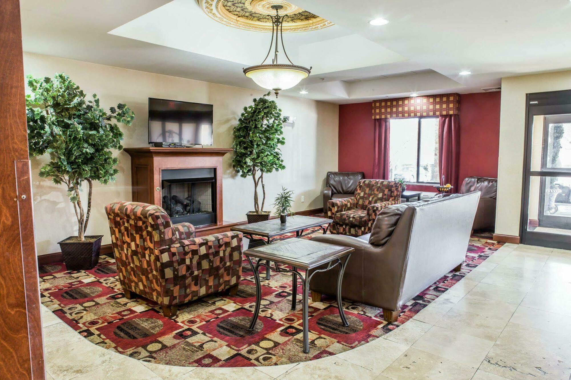 Fairfield By Marriott Inn & Suites Greensboro Coliseum Area Екстериор снимка